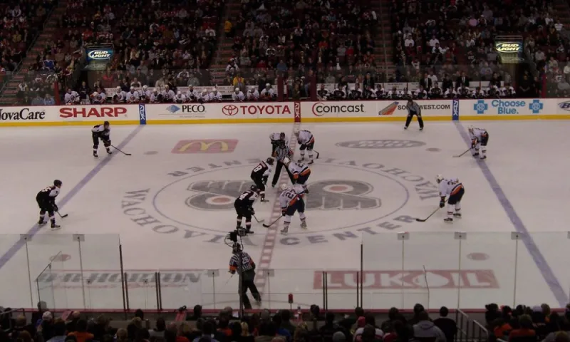 Flyers Poised to Sign Top Prospect Porter Martone Following NCAA Exit