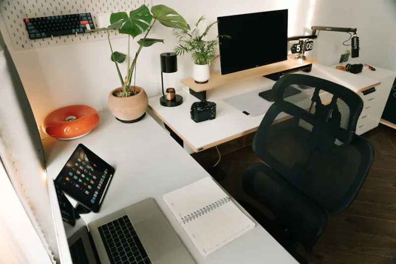 Crafting Your Own DIY Creative Workspace: Inspiring Productivity in 2026