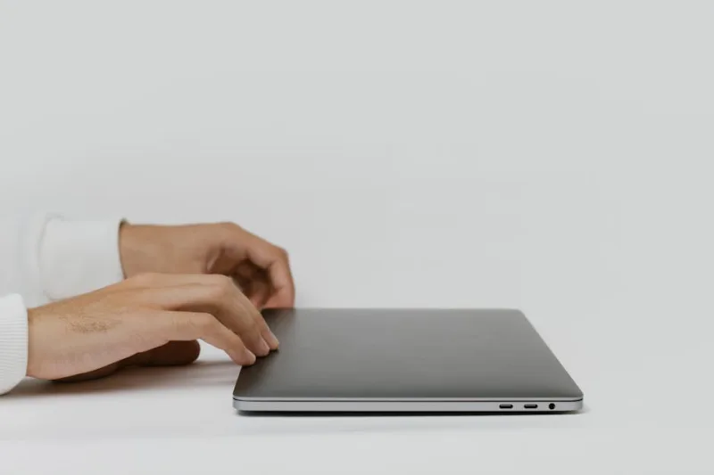 Navigating the Era of Foldable Laptops: A 2026 User Guide