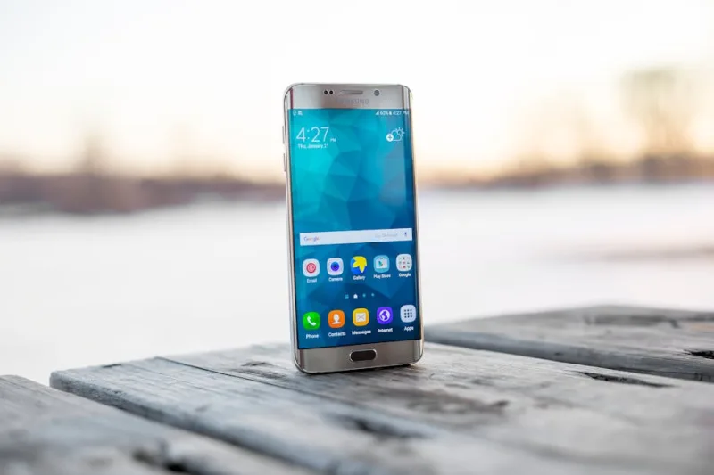 Quantum Computing in Your Pocket: How Mobile Phones Are Adopting Quantum Tech by 2026