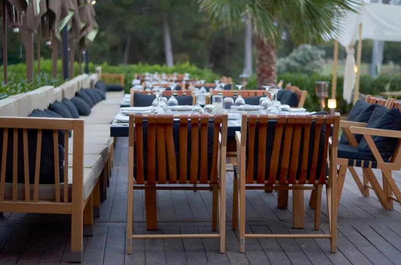 Innovative Dining: Crafting the Ultimate Outdoor Culinary Experience in Luxury Estates for 2026