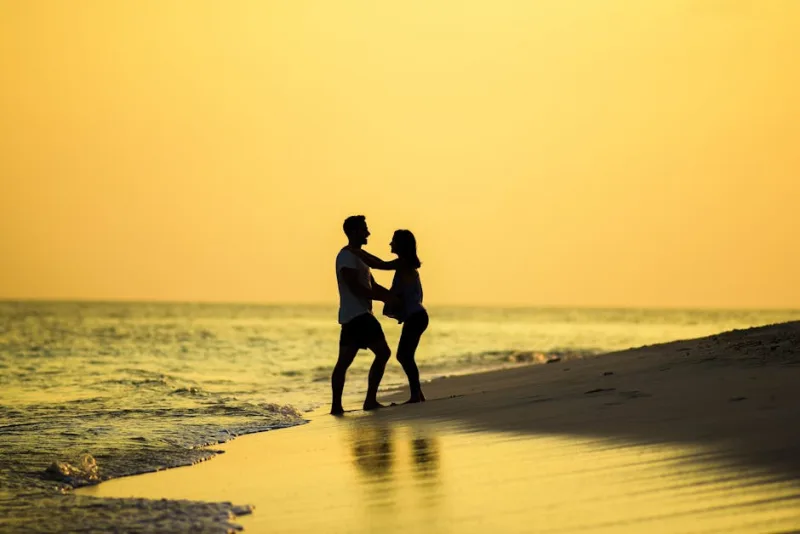 How to Plan a Romantic Getaway for Two