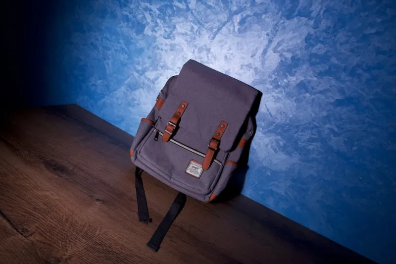 7 Ways to Keep Your Belongings Safe While Traveling