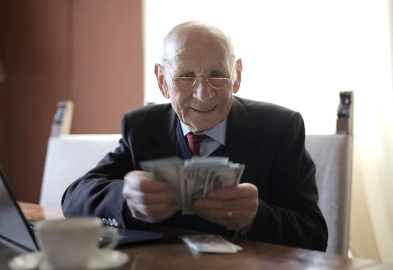 How the Richest People Maintain Their Wealth in a Changing Economy