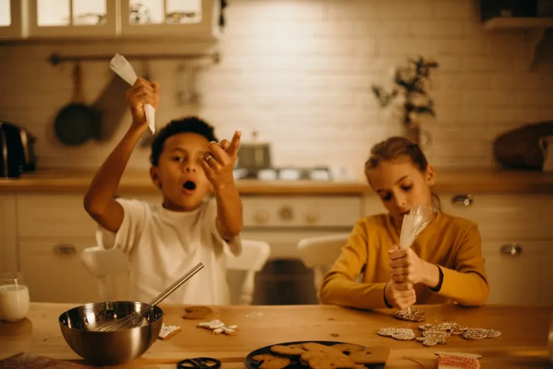 How to Master the Art of Baking with Kids