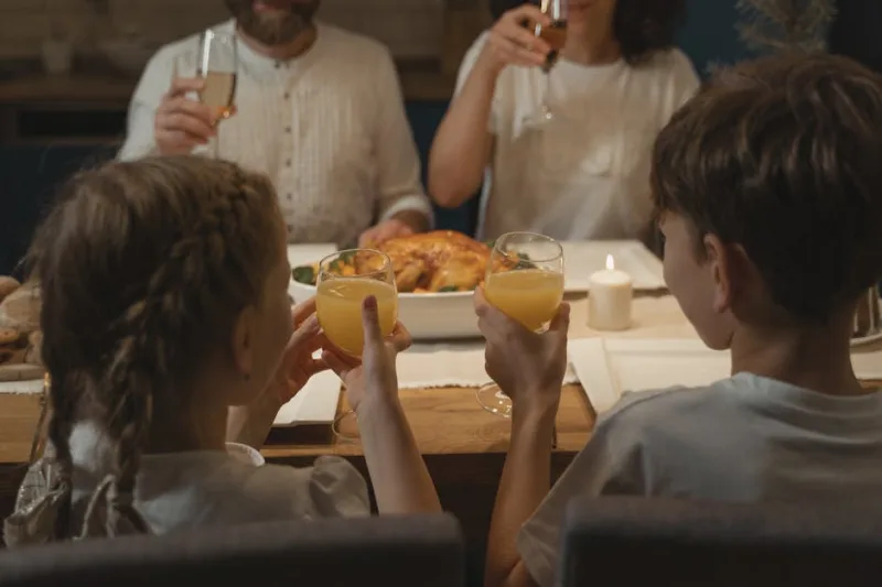 Nostalgic Nibbles: Reviving Retro Recipes for Modern Family Tables in 2026