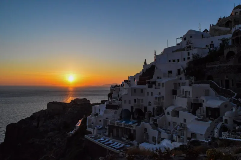 Chasing Sunsets: Greece’s Most Breathtaking Views in 2026