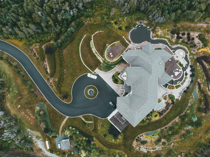 Sustainable Sophistication: Designing Zero-Energy Homes for Luxury Estates in 2026