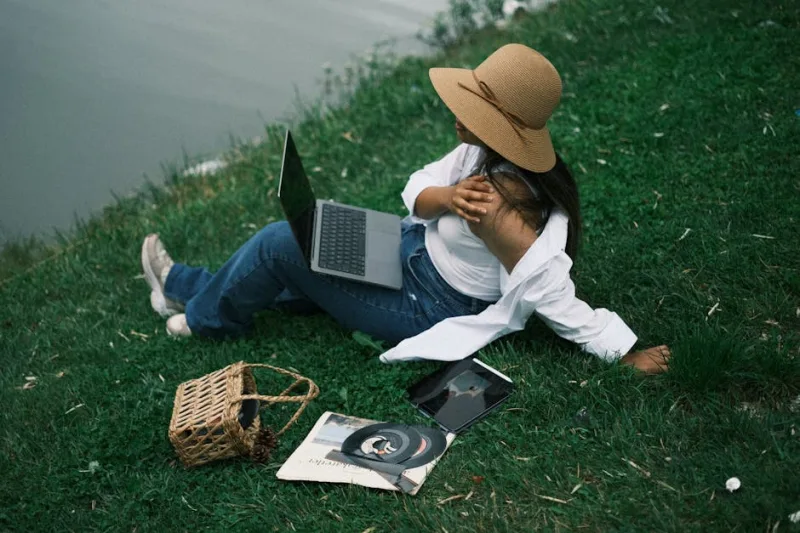 Unplugging with Purpose: Digital Detox Tools for a Healthier Online Life in 2026