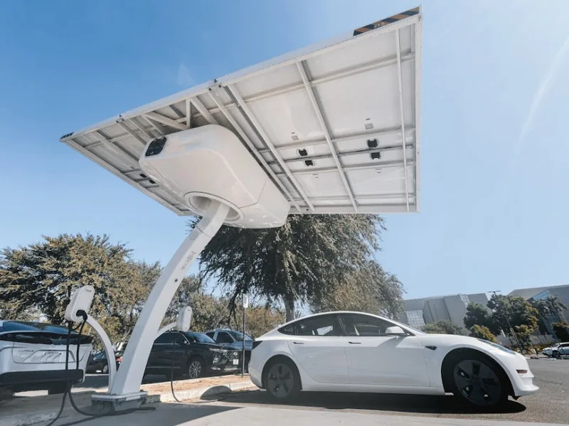The Solar Adventure: Solar-Powered Vehicles Shaping Road Trips in 2026