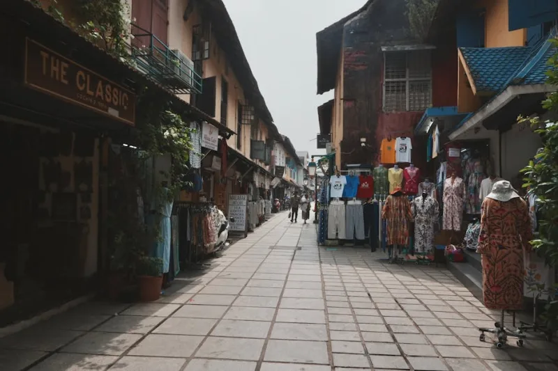 Unveiling Hyperlocal Fashion: The 2026 Guide to Neighborhood Style Movements