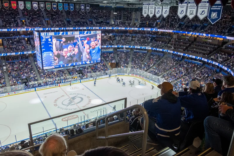 Kucherov’s Four-Point Night Propels Lightning Past Oilers, Takes NHL Scoring Lead