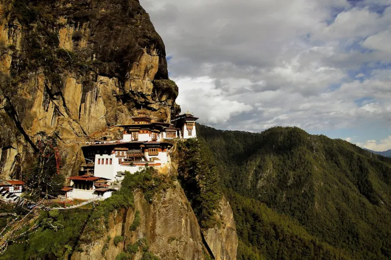 Unveiling the Mysteries of Bhutan: Your 2026 Guide to the Land of the Thunder Dragon