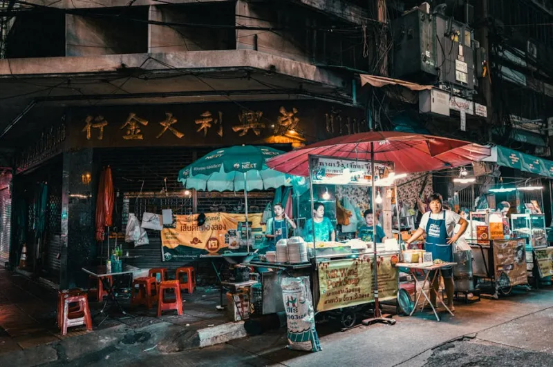 Luminous Nights: Exploring the Vibrant Night Markets of Southeast Asia in 2026