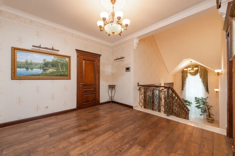 Timeless Elegance: Designing Iconic Staircases for Mansions in 2026