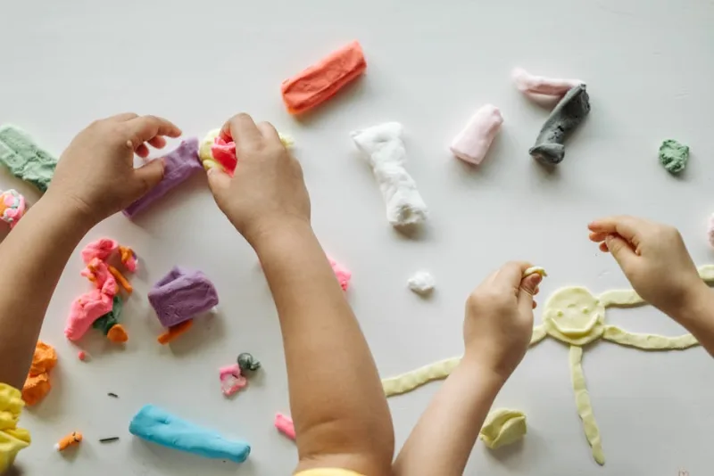 Sensory Play for Modern Moms: Cultivating Exploration in 2026