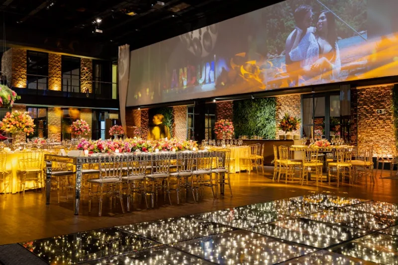 The Enchanted Dining Experience: Curating Opulent Feasting Halls in Luxury Mansions for 2026