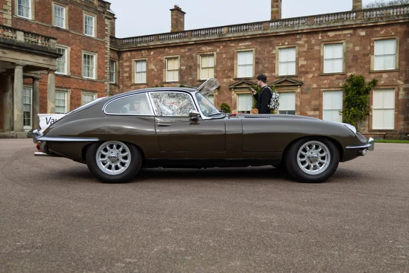 Timeless Speed: The 2026 Renaissance of Classic Sports Cars